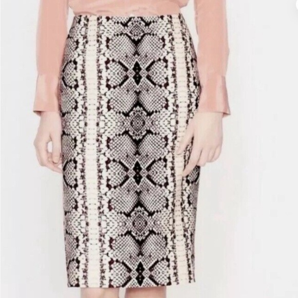 J. Crew Number/No. 2 Pencil Skirt Snake Skin Size: 6 - Picture 1 of 7